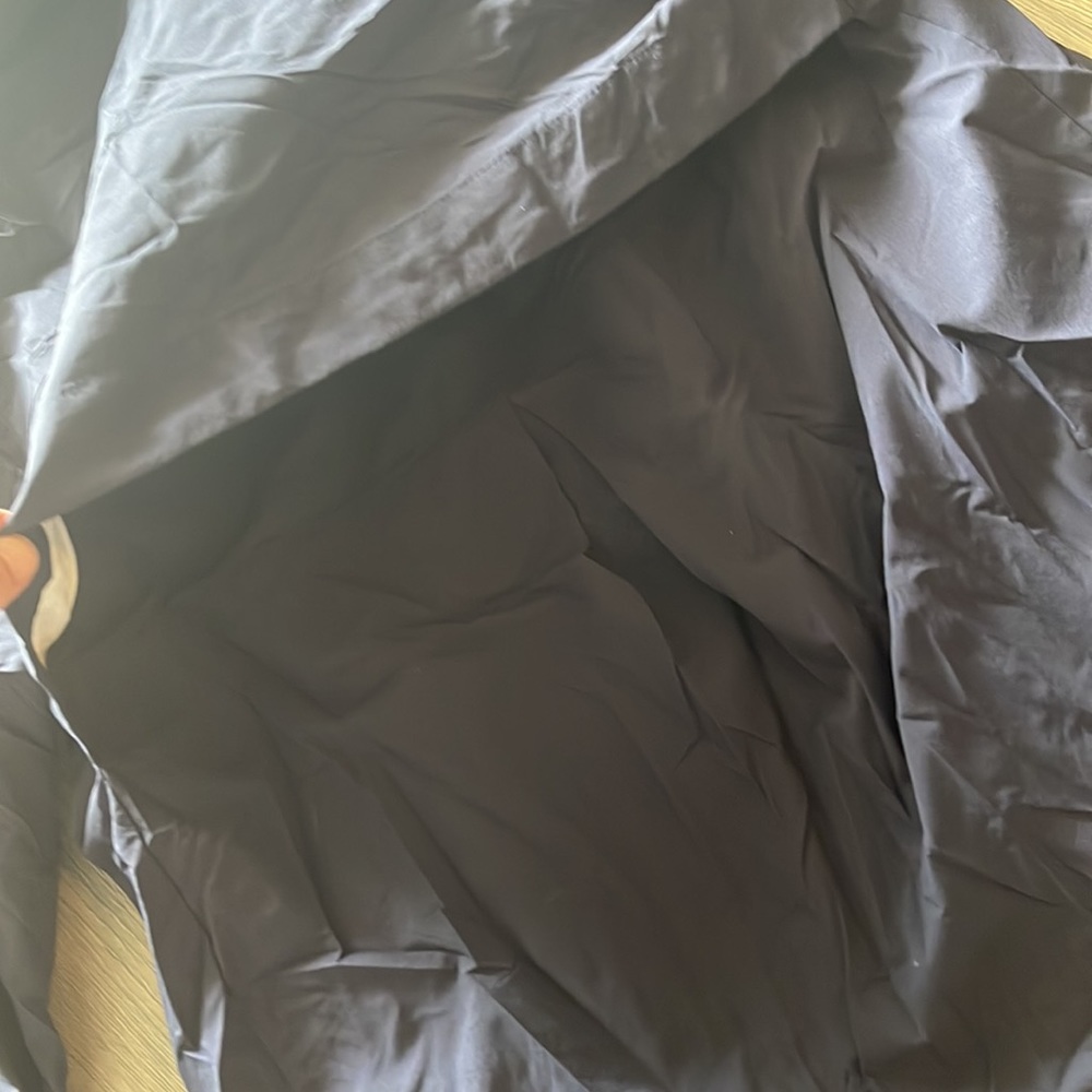 Lululemon Light Weight Jacket Size 4 - Picture 4 of 5